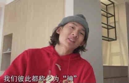 本场比赛，主力中卫道森停赛，主力右后卫塞梅多有机会伤愈复出。